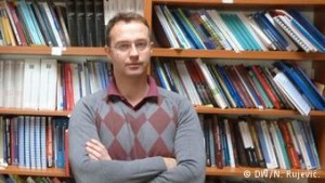 Ο Πρέντραγκ Πέτροβιτς από το Κέντρο Πολιτικής Ασφάλειας του Βελιγραδίου