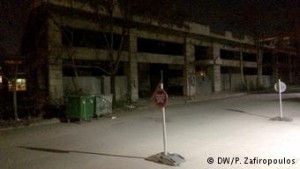Εγκαταλειλειμένο κτήριο στη Θεσσαλονίκη όπου διαμένουν πρόσφυγες 