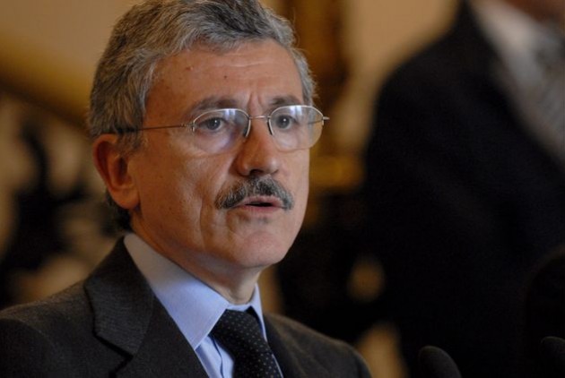  «Aπό την αρχή η φιλοσοφία του Σόιμπλε ήταν να παραδειγματιστούν οι υπόλοιποι και για τον λόγο αυτό ήταν από την αρχή υπέρ του να αποκλειστεί η Ελλάδα από την ευρωζώνη», λέει στην «Εφ.Συν.» ο Μάσιμο ντ’ Aλέμα | EPA / HORACIO VILLALOBOS 