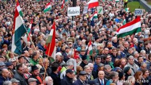 Διαδηλώσεις κατά του λαϊκιστή Βίκτορ Όρμπαν στην Ουγγαρία