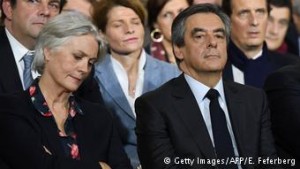 Κανείς δεν μοιάζει πια να θέλει για υποψήφιο τον Φιγιόν