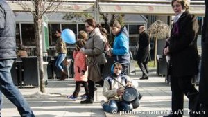 Η εξαιρετικά δυσχερής οικονομικής και κοινωνική κατάσταση στο Κόσοβο ωθεί πολλούς στους κόλπους εγκληματικών δικτύων