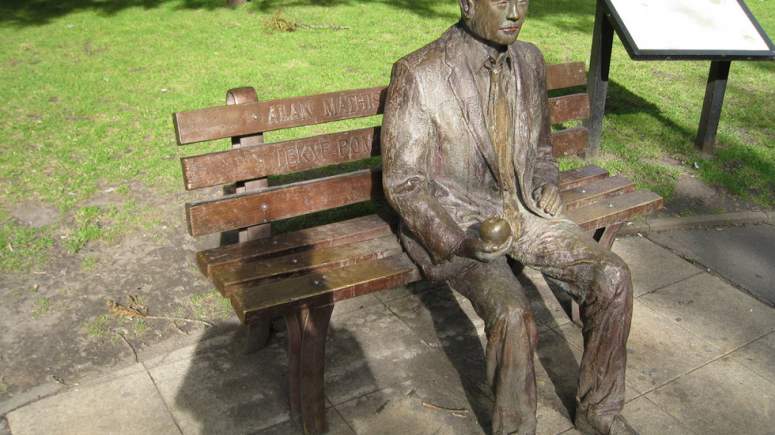 229836g-alan-turing-memorial-manchester