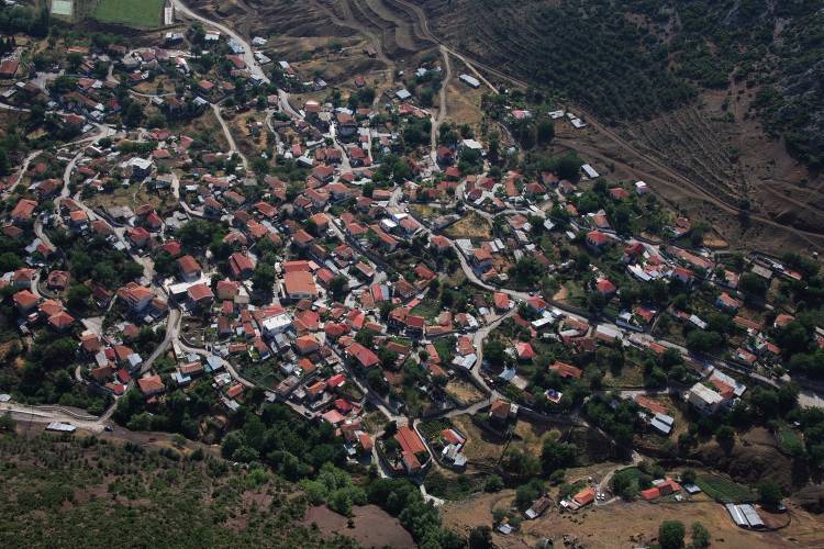 anavra-650-e1492094315257