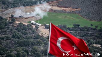 Πυρά πυροβολικού εναντίον της YPG στα σύνορα Συρίας-Τουρκίας