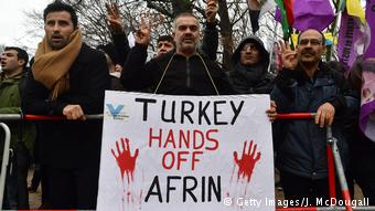 Διαδήλωση κατά της τουρκικής επιχείρησης «Κλάδος Ελαίας» στο Αφρίν