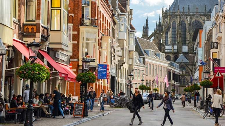 254448g-life_in_utrecht
