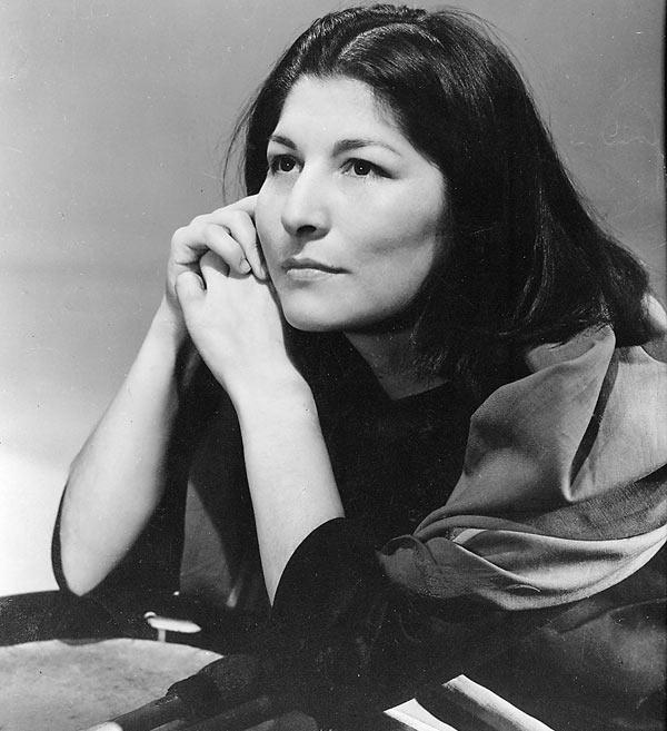 232815g-mercedessosa