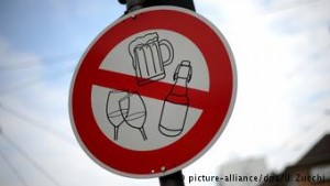 Αντιδράσεις προκαλεί η πρόταση για περιορισμούς στη διαφήμιση του αλκοόλ