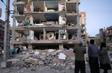 244267-earthquake-at-the-city-of-sarpol-e-zahab-i-1021x580