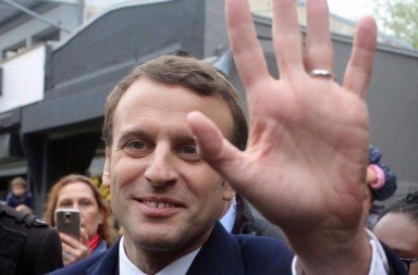29s99macron10-thumb-large