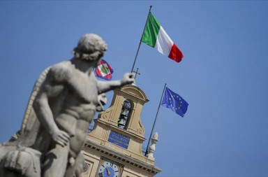 italia-simaia-proedriko-megaro